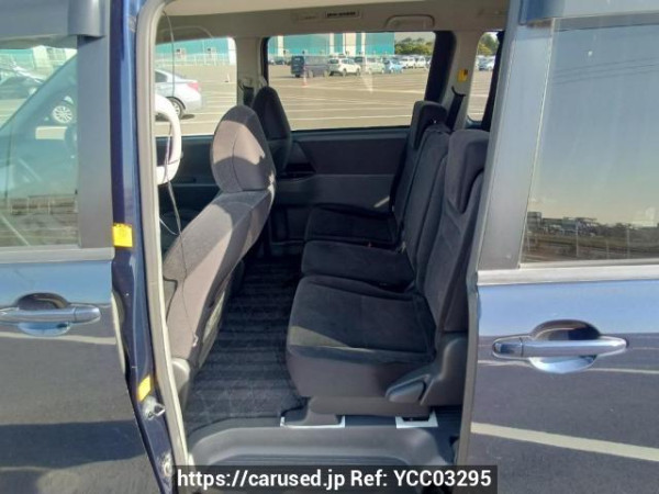 Used 2009 AT toyota noah ZRR70G Image[16]
