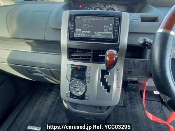 Used 2009 AT toyota noah ZRR70G Image[22]