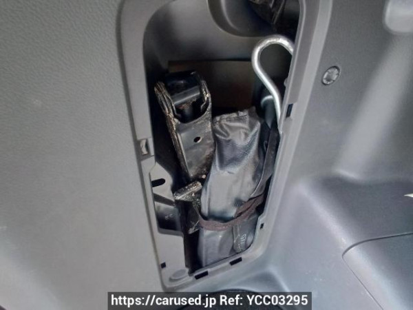 Used 2009 AT toyota noah ZRR70G Image[42]