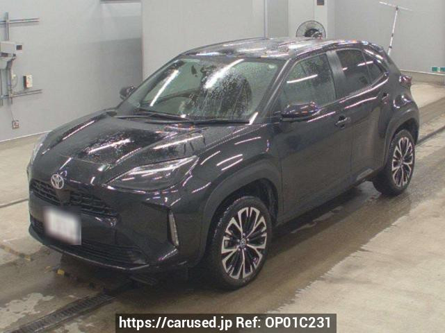 2025 Toyota YARIS CROSS MXPB10
