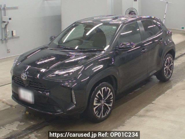 2025 Toyota YARIS CROSS MXPB10