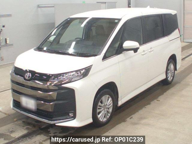 2025 Toyota Noah MZRA95W