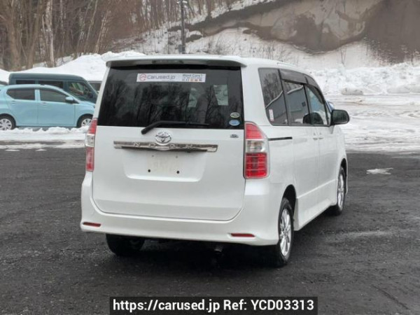 Used 2007 AT toyota noah ZRR75W Image[6]