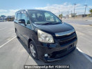 Toyota Noah ZRR75W