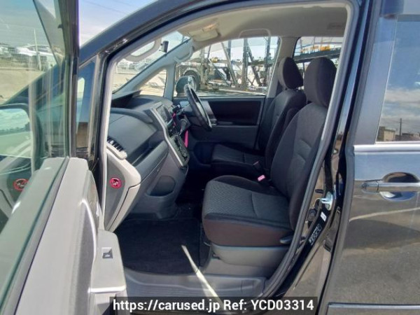Used 2009 AT toyota noah ZRR75W Image[14]