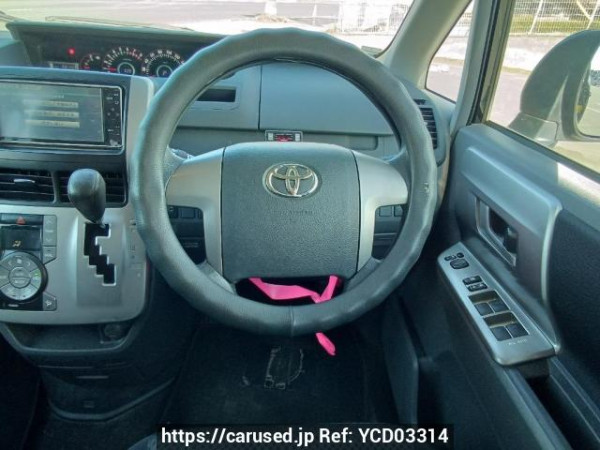 Used 2009 AT toyota noah ZRR75W Image[20]