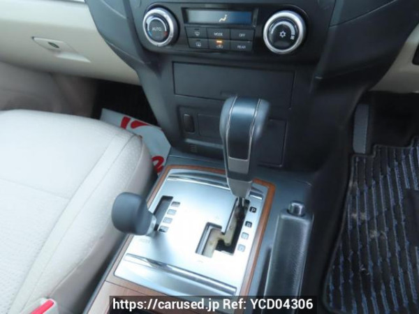 Used 2008 AT mitsubishi pajero V93W Image[29]