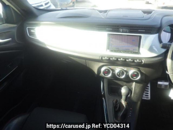 Used 2013 AT alfa-romeo giulietta 940141 Image[11]