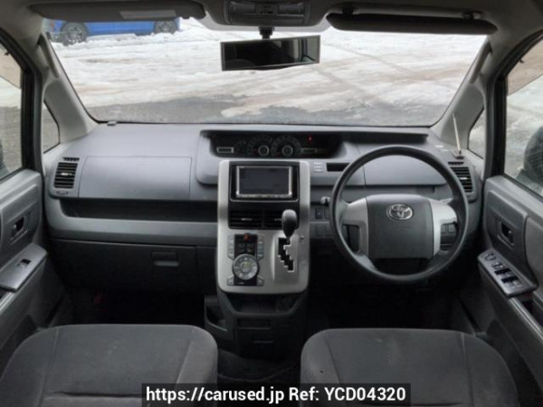 Used 2009 AT toyota noah ZRR75G Image[17]