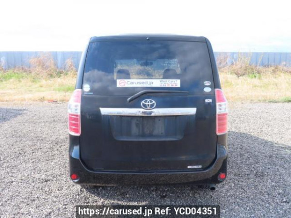 Used 2007 AT toyota noah ZRR70G Image[5]