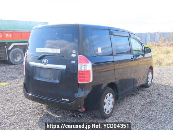 Used 2007 AT toyota noah ZRR70G Image[6]