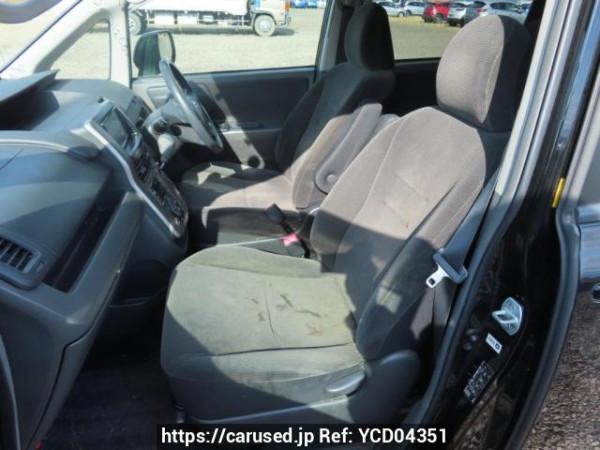 Used 2007 AT toyota noah ZRR70G Image[17]