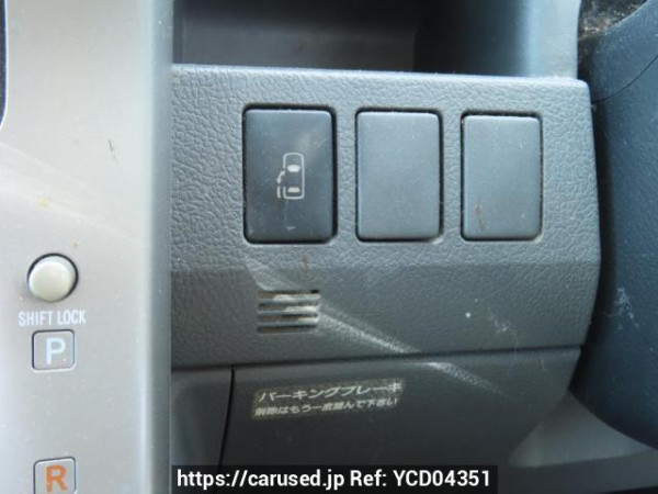 Used 2007 AT toyota noah ZRR70G Image[30]