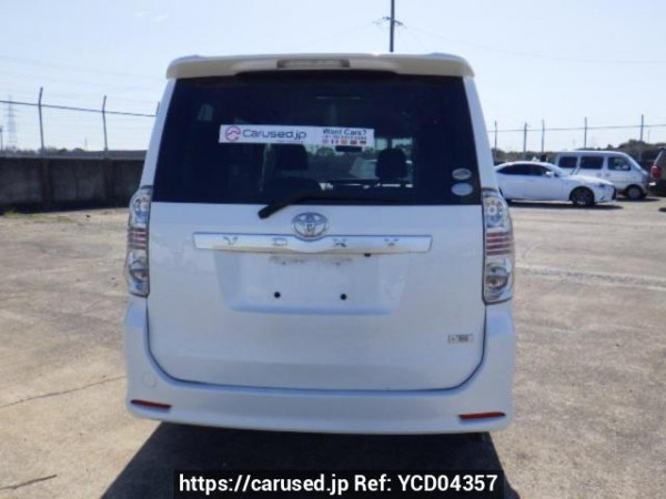 Used 2009 AT toyota voxy ZRR70W Image[5]