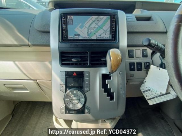 Used 2009 AT toyota noah ZRR70W Image[23]