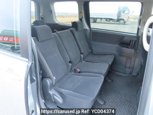 Used 2008 AT toyota noah ZRR70G Image[16]