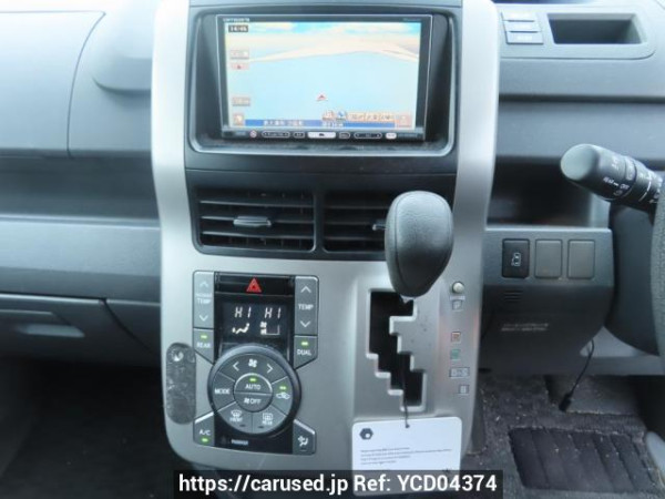 Used 2008 AT toyota noah ZRR70G Image[28]