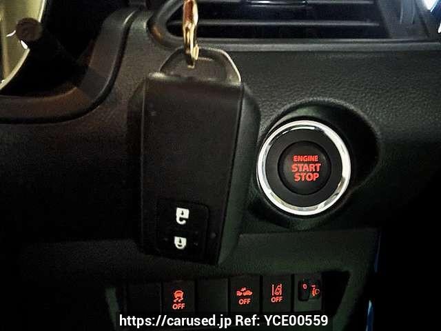 Buy Used 2020 Suzuki Swift DBA-ZC83S (YCE00559) - Carused.jp