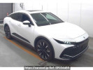 Toyota Crown Crossover TZSH35