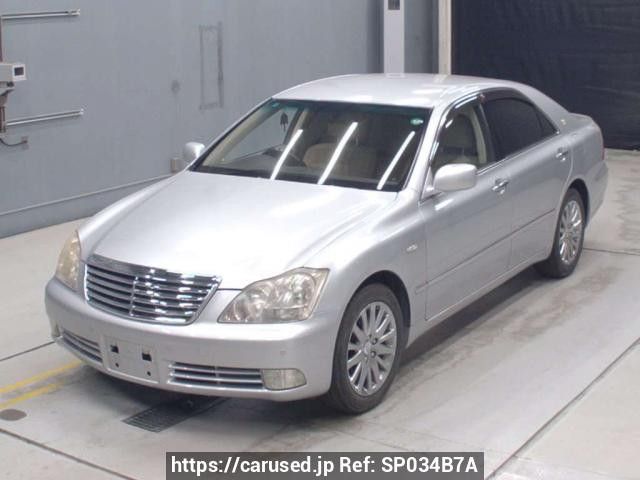 2005 Toyota Crown GRS182