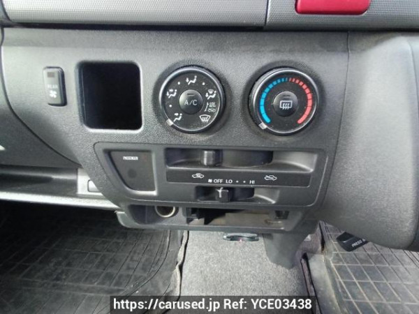 Used 2005 AT toyota hiace-van KDH200V Image[23]