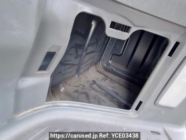Used 2005 AT toyota hiace-van KDH200V Image[42]