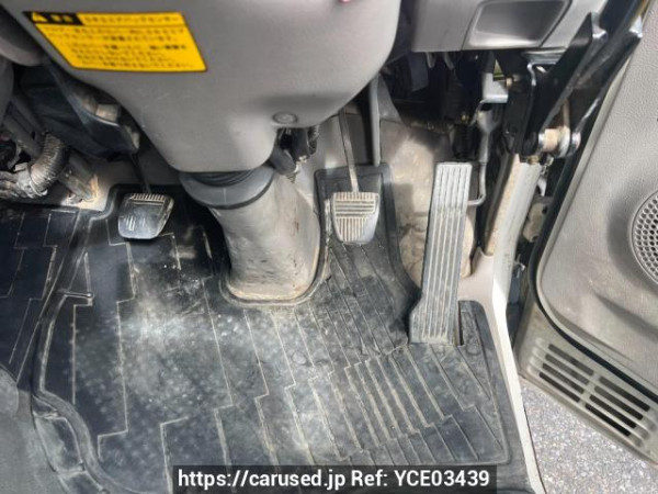 Used 2000 MT hino dutro XZU322T Image[7]