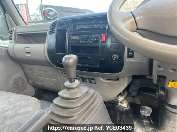 Used 2000 MT hino dutro XZU322T Image[8]