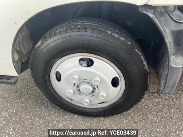 Used 2000 MT hino dutro XZU322T Image[10]