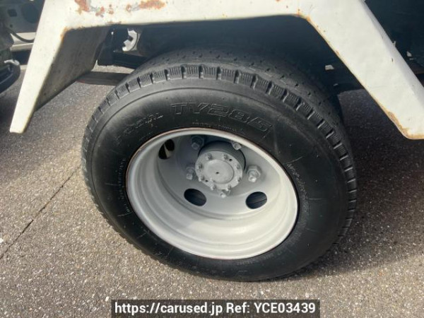 Used 2000 MT hino dutro XZU322T Image[12]