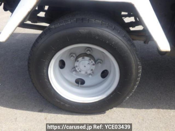 Used 2000 MT hino dutro XZU322T Image[32]