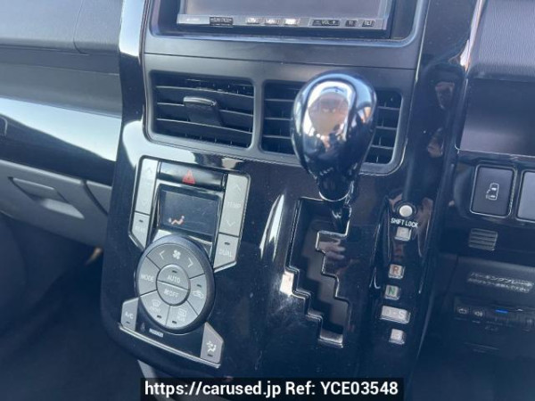 Used 2009 AT toyota noah ZRR70G Image[25]