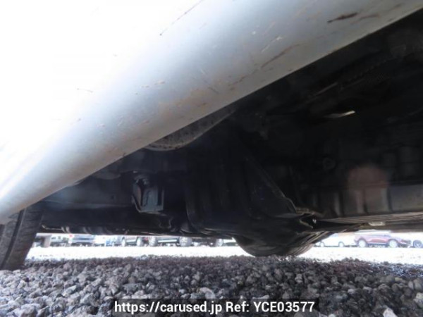 Used 2004 AT toyota regiusace-van KDH200V Image[42]