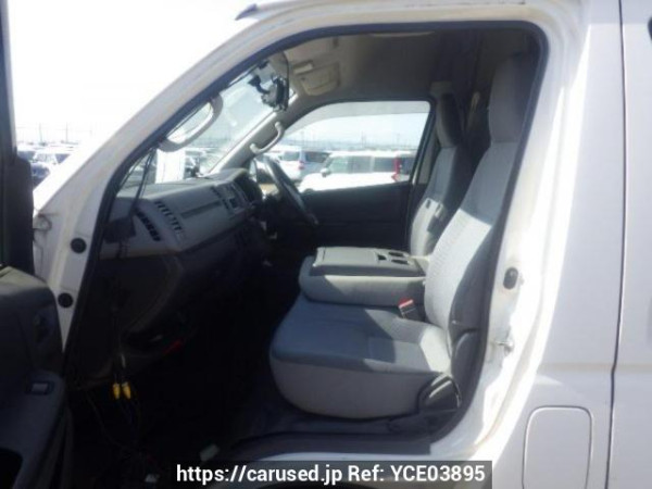 Used 2007 AT toyota regiusace-van TRH200K Image[11]