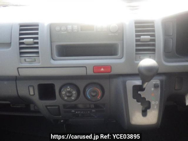 Used 2007 AT toyota regiusace-van TRH200K Image[16]