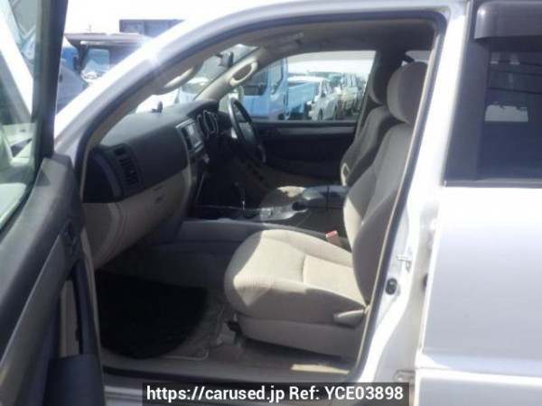 Used 2004 AT toyota hilux-surf RZN215W Image[12]