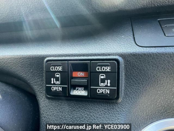 Used 2017 AT toyota sienta NHP170G Image[26]