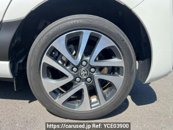 Used 2017 AT toyota sienta NHP170G Image[32]