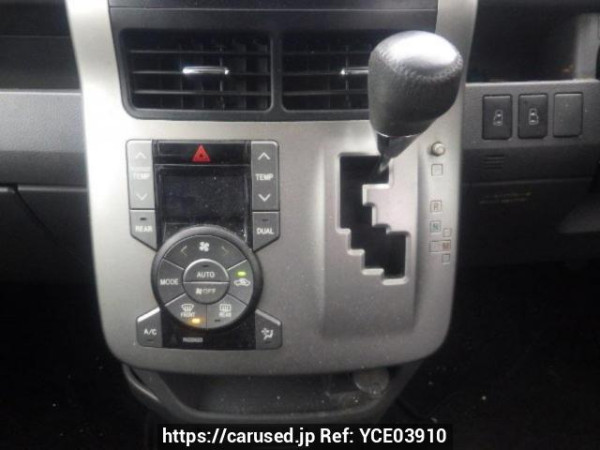 Used 2009 AT toyota voxy ZRR70W Image[22]