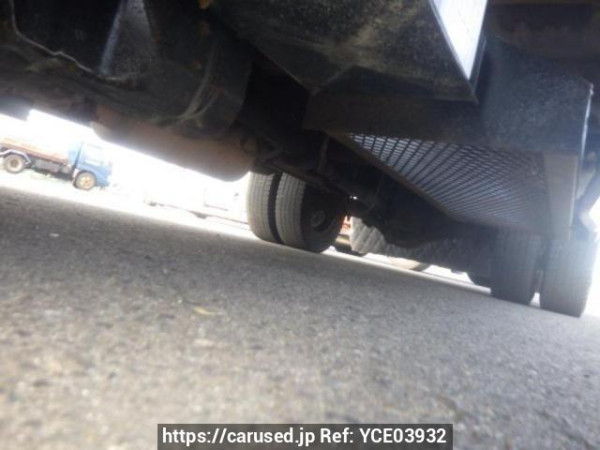 Used 2004 MT mitsubishi canter FE82CE Image[32]