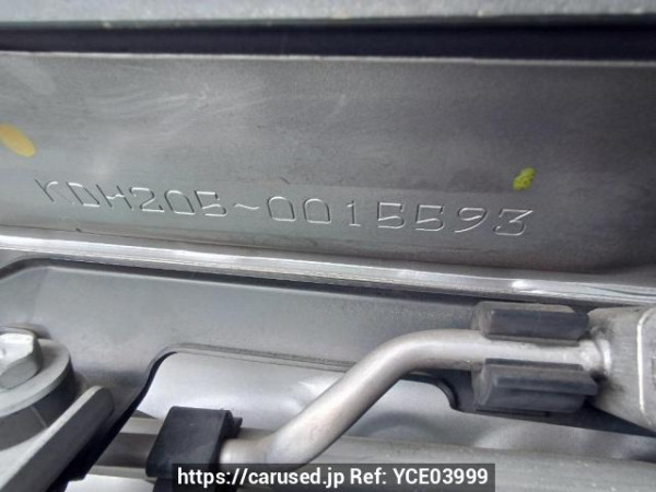 Used 2005 AT toyota hiace-van KDH205V Image[12]