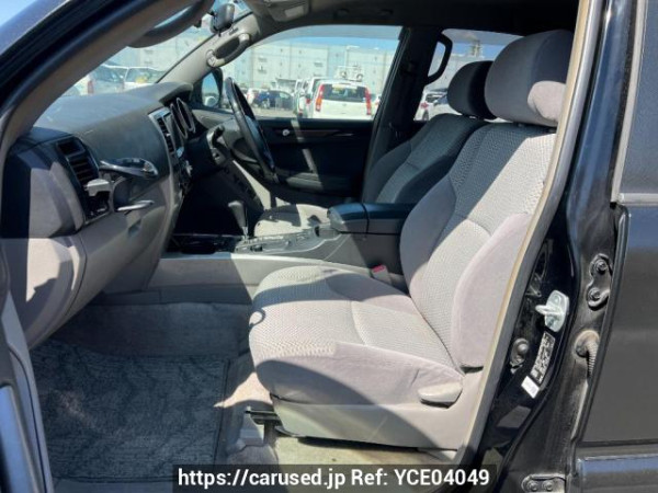 Used 2004 AT toyota hilux-surf TRN215W Image[12]