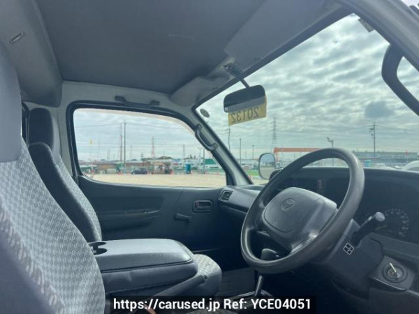 Used 2002 AT toyota hiace-van RZH112V Image[9]