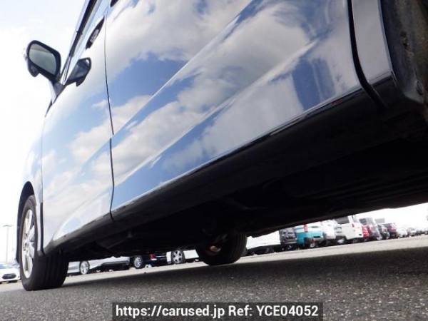 Used 2009 AT toyota voxy ZRR70W Image[37]