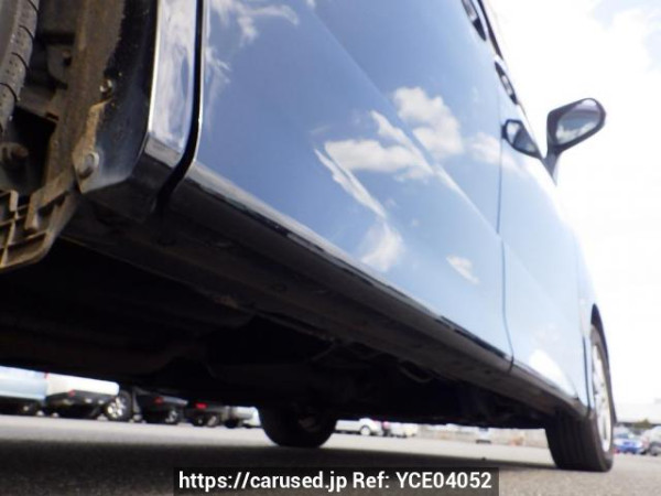 Used 2009 AT toyota voxy ZRR70W Image[38]