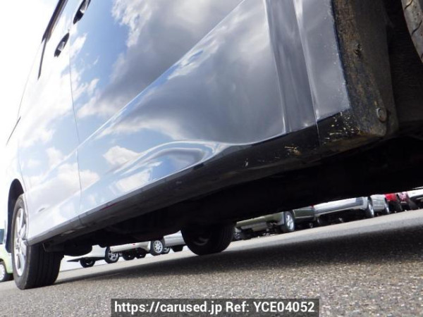 Used 2009 AT toyota voxy ZRR70W Image[39]