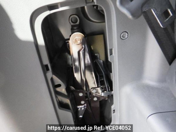 Used 2009 AT toyota voxy ZRR70W Image[43]