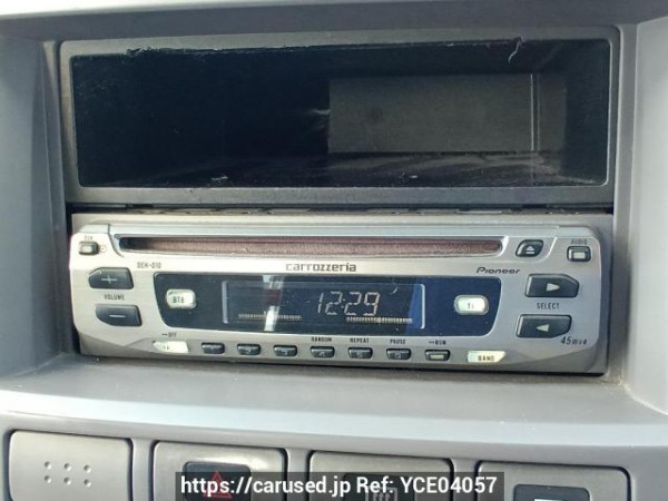 Used 2004 AT nissan caravan-bus DWGE25 Image[26]