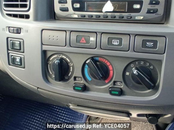 Used 2004 AT nissan caravan-bus DWGE25 Image[27]