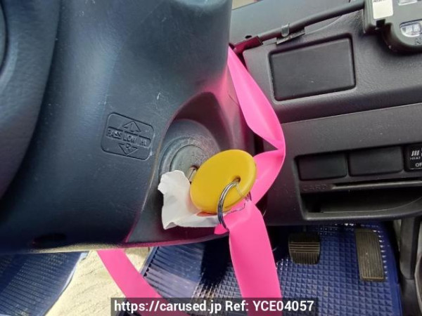 Used 2004 AT nissan caravan-bus DWGE25 Image[28]